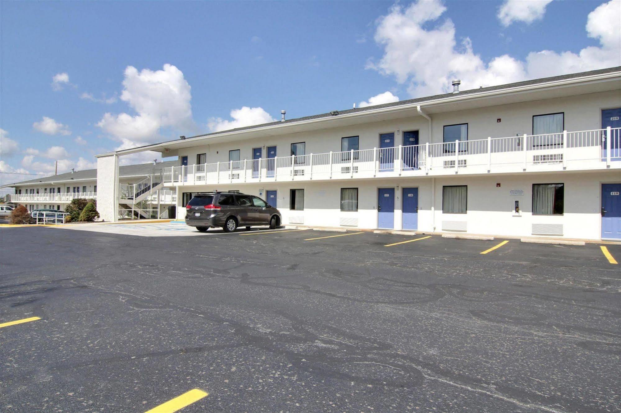 Motel 6-Middleburg Heights, Oh - Cleveland Exteriér fotografie
