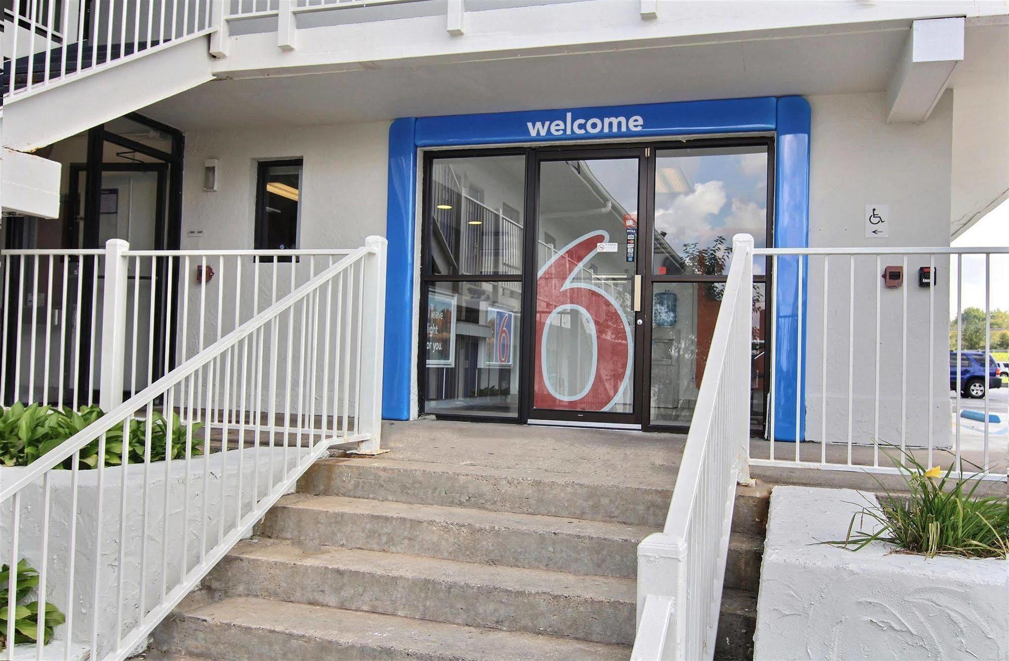 Motel 6-Middleburg Heights, Oh - Cleveland Exteriér fotografie